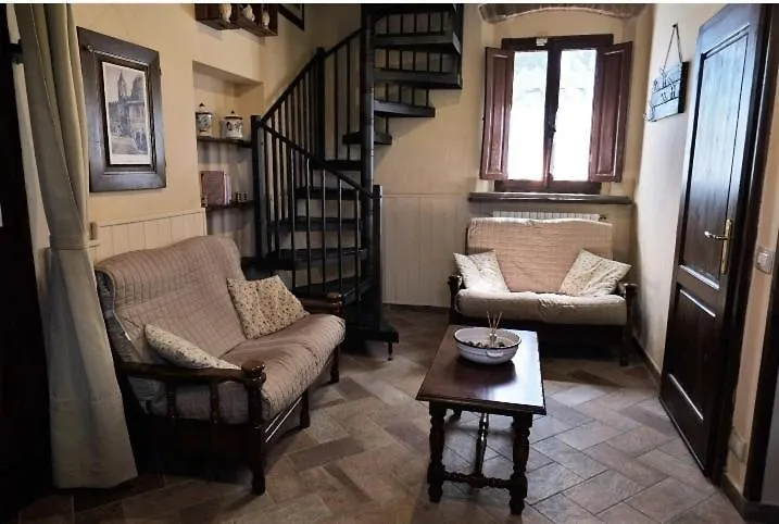 Podere Il Leccione Palaia 0*,